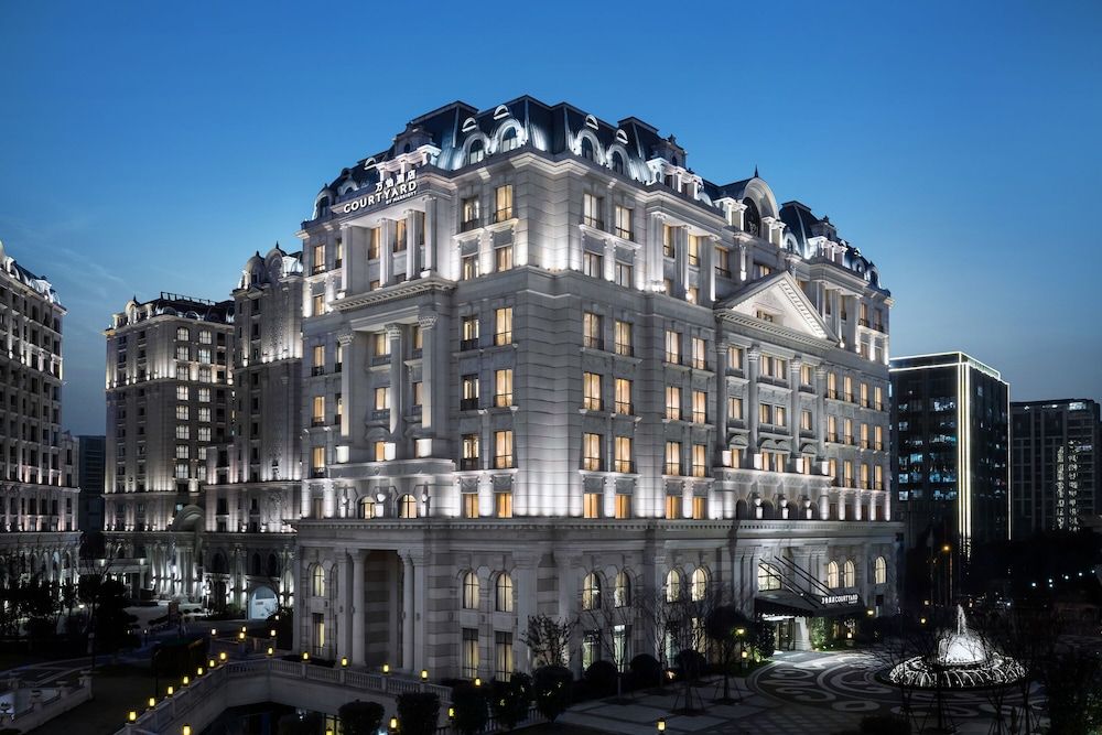 Courtyard by Marriott Shanghai Changfeng Park 1