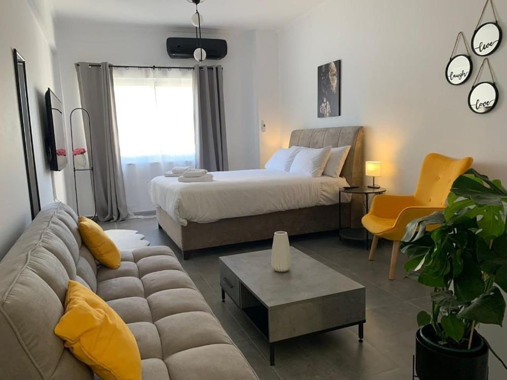 Urban Hermes Apartment 1