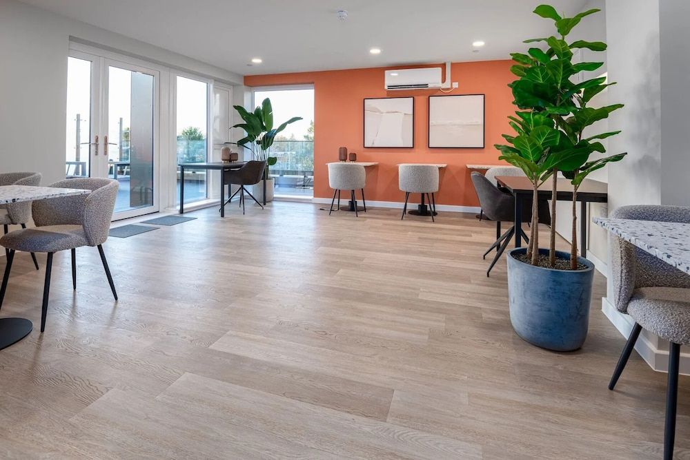 Roomspace Apartments - Walton Court 1