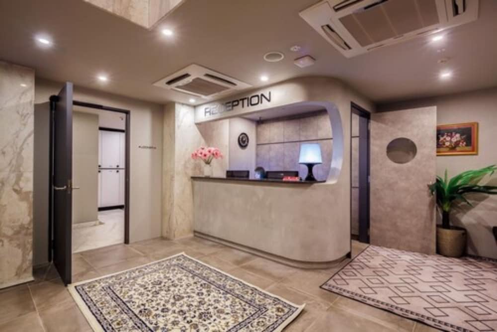Circular House 2
