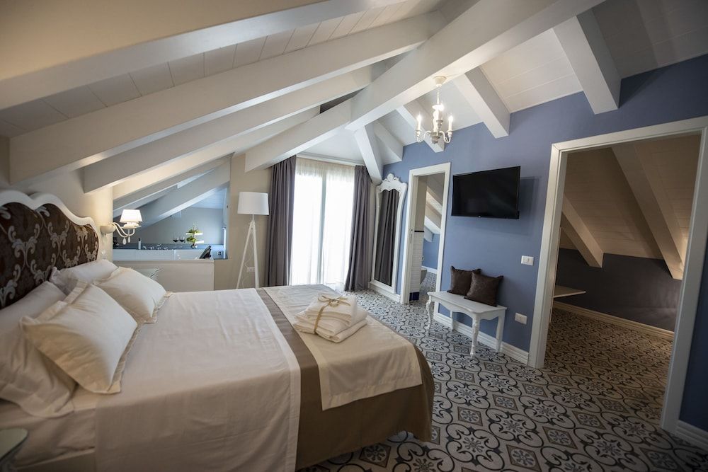 Sui Generis Tropea Luxury Rooms 2