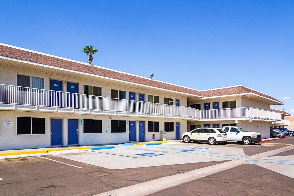 Motel 6 Mesa North 1