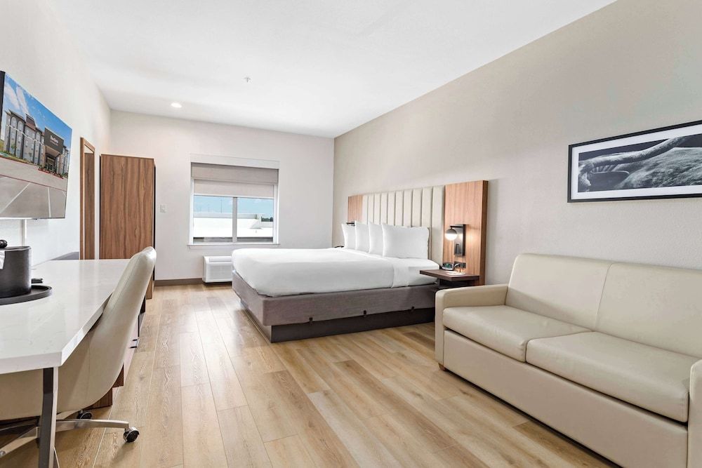 Hawthorn Extended Stay by Wyndham Port Arthur 1
