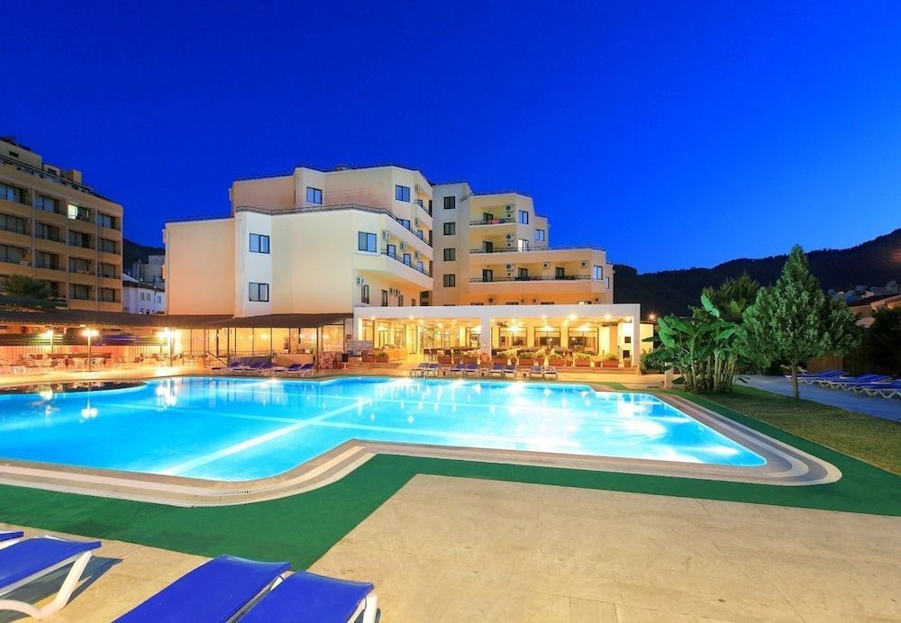 Idas Club Hotel 1
