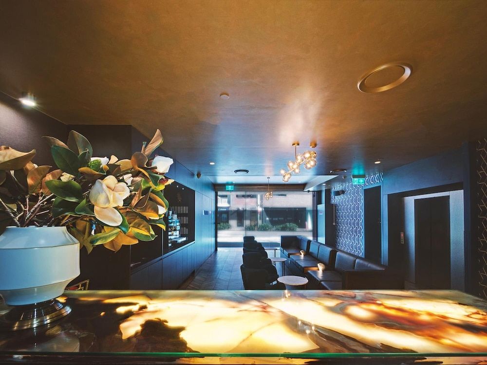 28 Hotel 2
