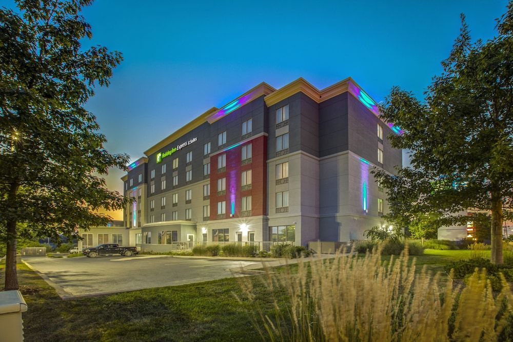 Holiday Inn Express & Suites WOODSTOCK SOUTH by IHG 1