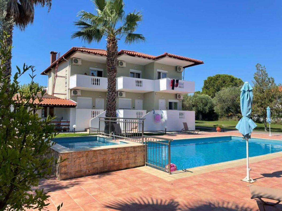 Villa Ilios Studios & Apartments 1