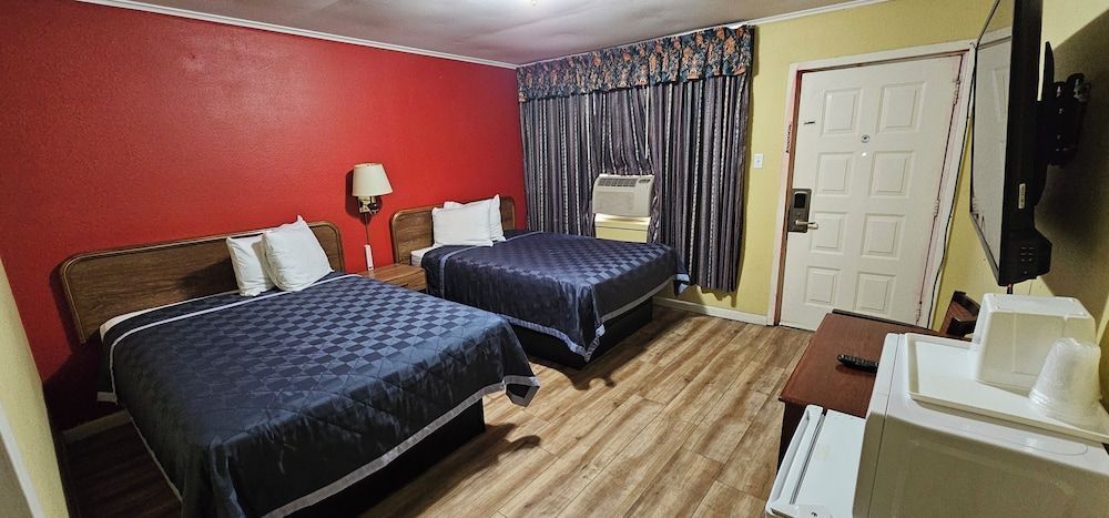 Deluxe inn 2