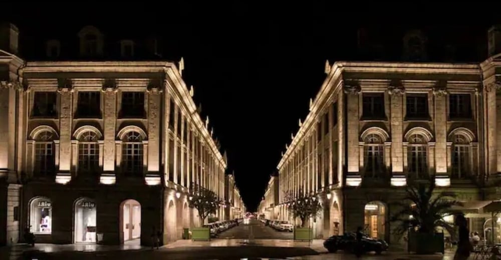 HOTEL LE PALACE 1