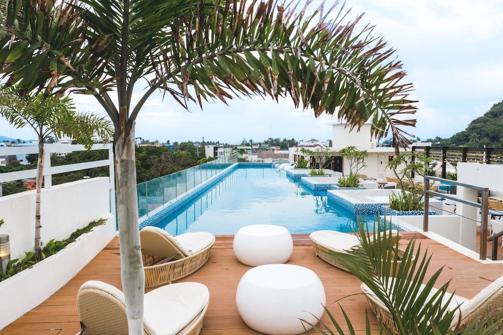Ferra Hotel and Garden Suites 1