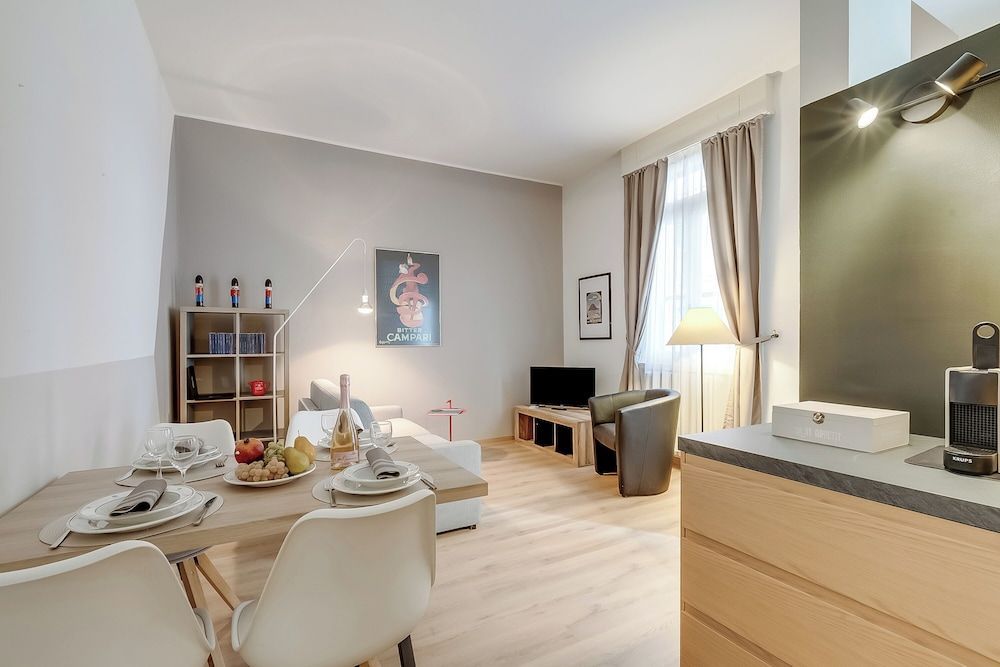 Valentina Home 1