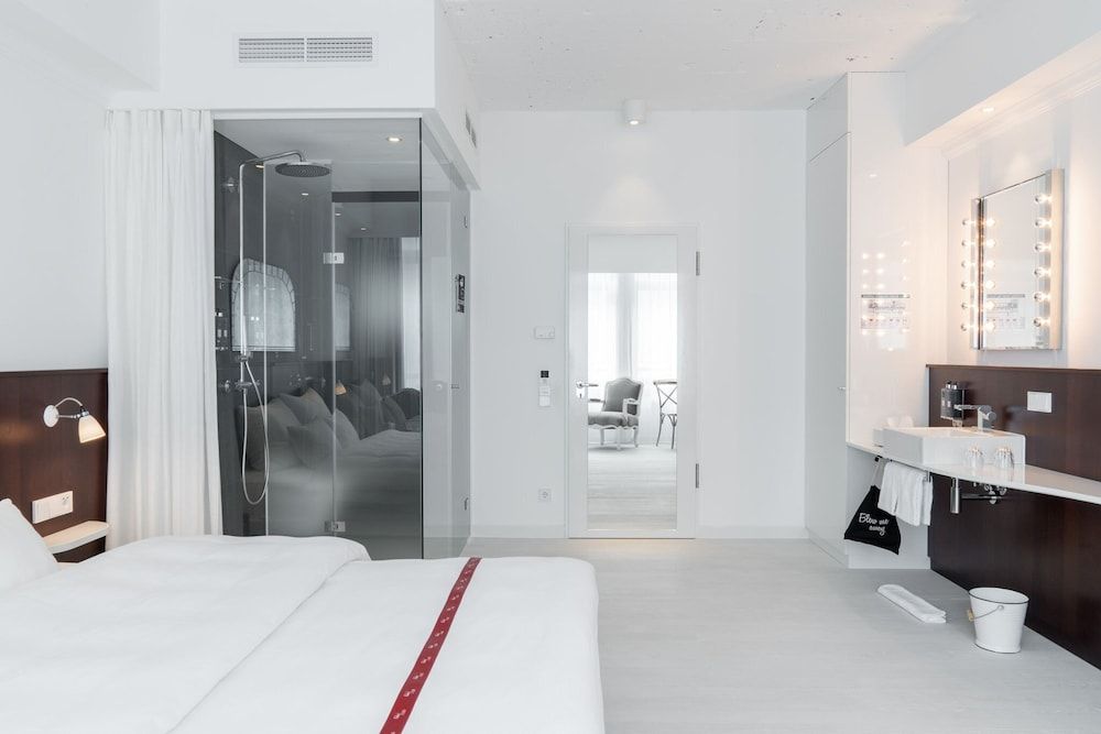 Ruby Coco Hotel Dusseldorf by IHG 1