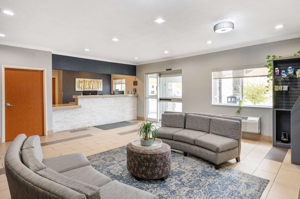 Best Western Kokomo Hotel 2