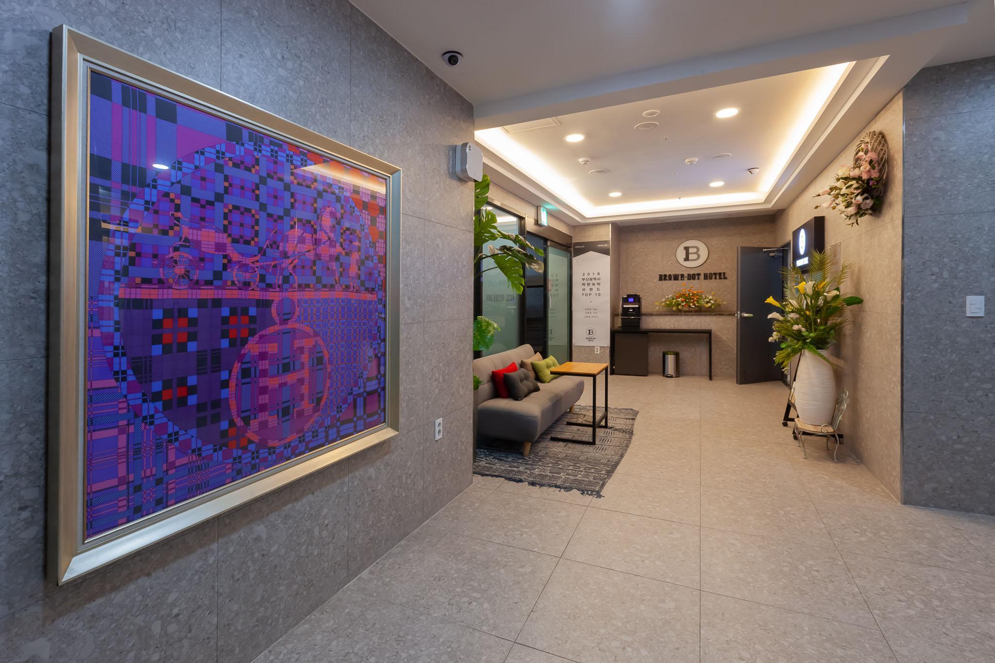 Browndot Hotel Gold 2