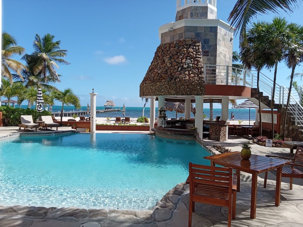 Lighthouse Beach Villas 1