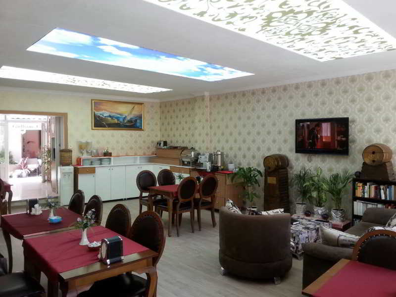 Elite Plus Family Hotel Old City 2