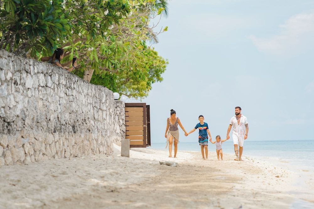 Club Serena Resort 1