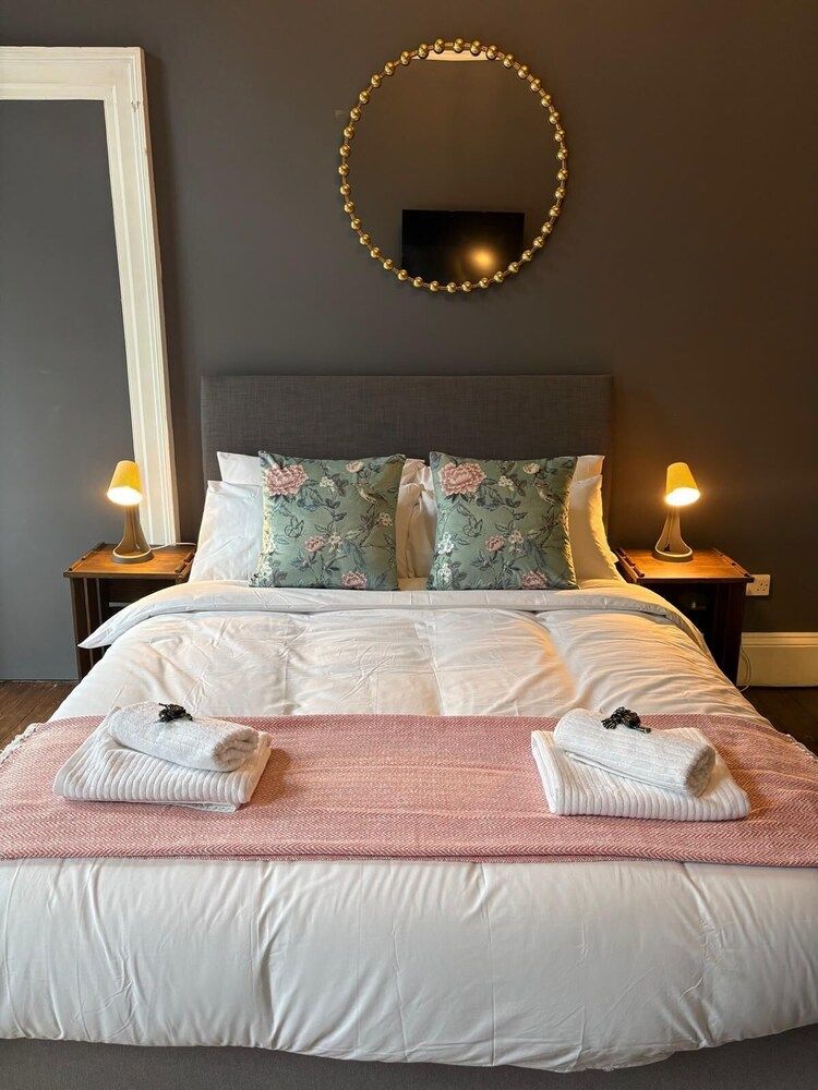 Regal Rooms 2