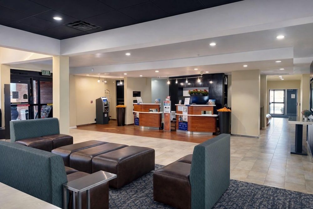 Hawthorn by Wyndham Dallas Love Field Airport 2