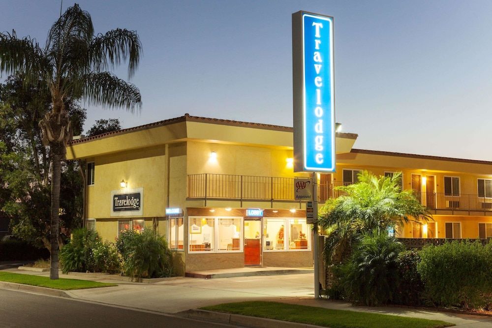 Travelodge by Wyndham Brea 1