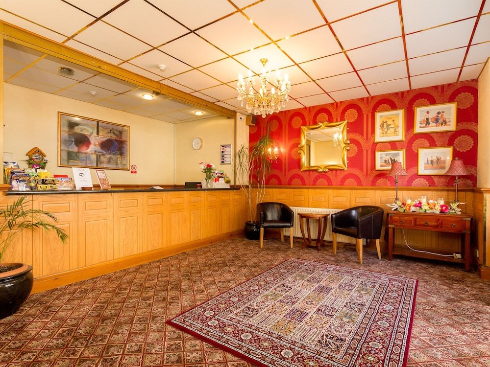 The Oak Lea Hotel 2