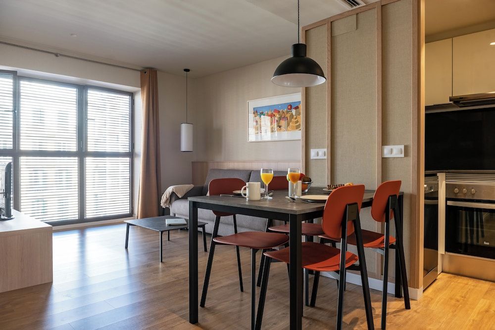 MH Apartments Urban 1