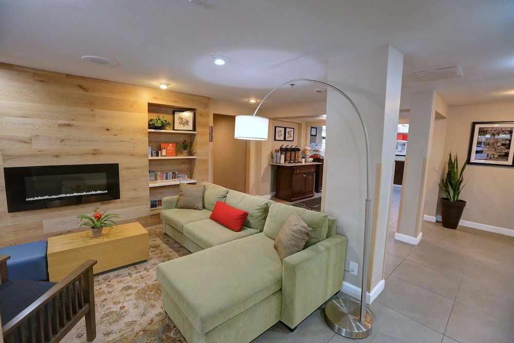 Country Inn & Suites by Radisson, Charlotte I-85 Airport, NC 2