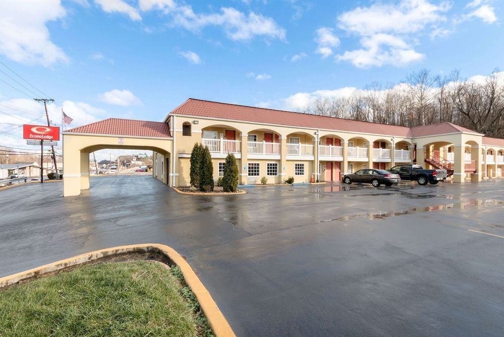 Econo Lodge Huntington - Barboursville University Area 1