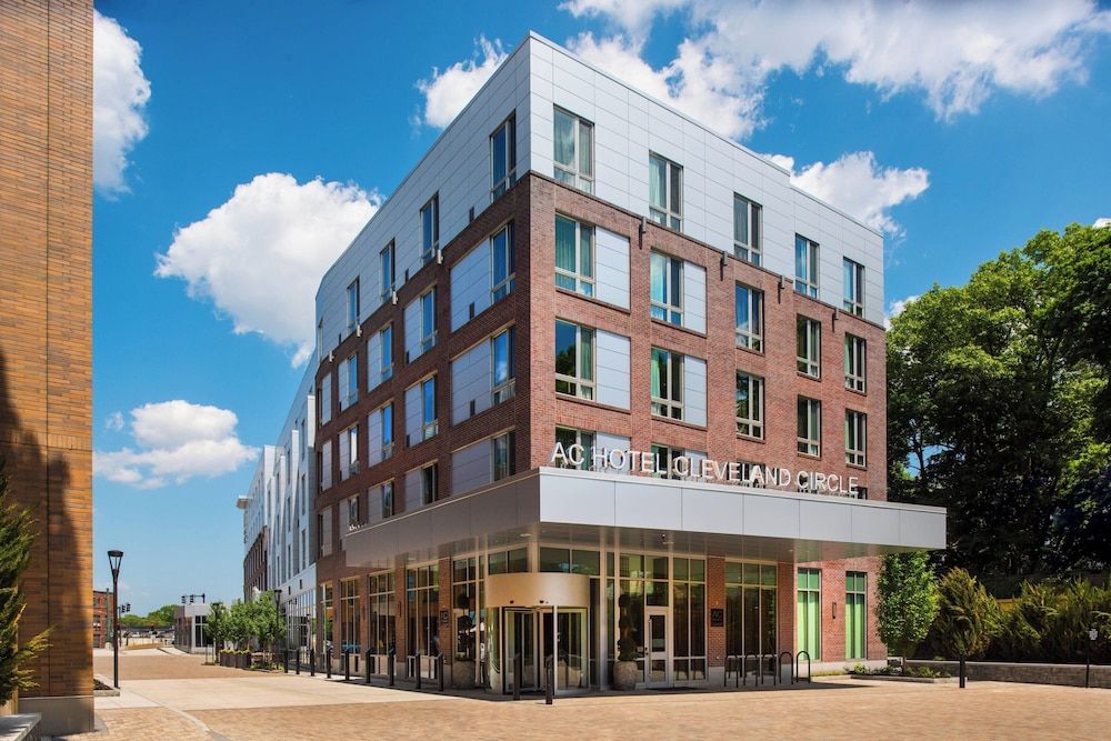 AC Hotel by Marriott Boston Cleveland Circle 1
