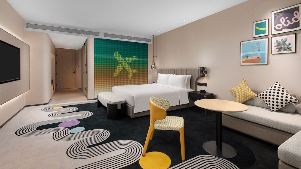 Holiday Inn Shanghai Pudong Airport, an IHG Hotel 2