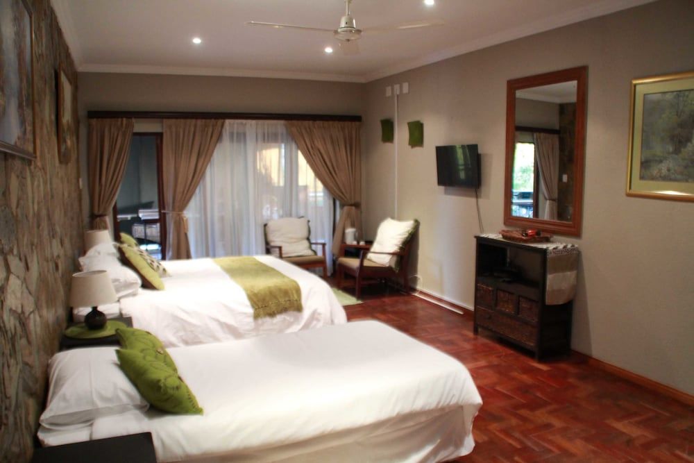 Safari Bed & Breakfast 2