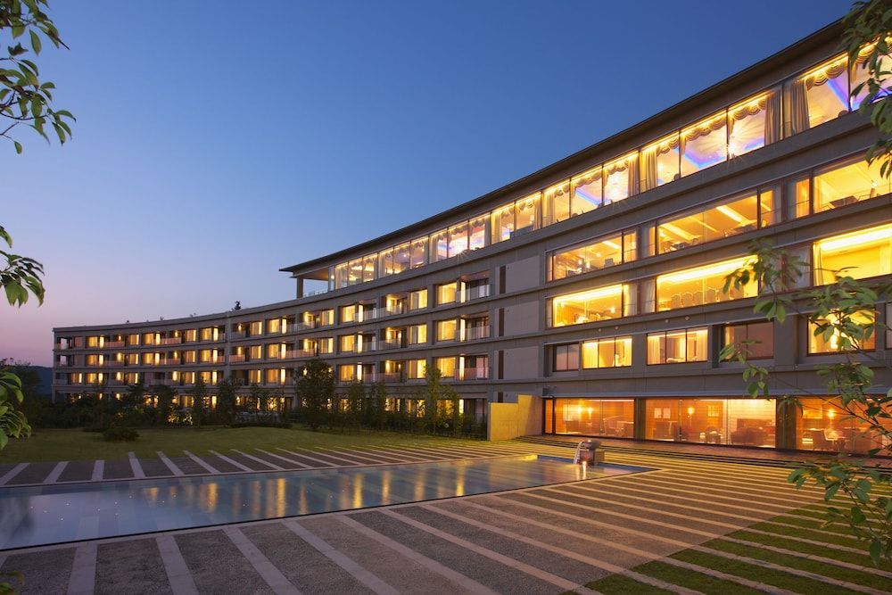 Shima Kanko Hotel The Bay Suites 1