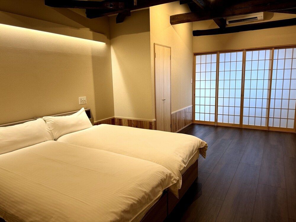 Nara-Ryokan Villa West 2