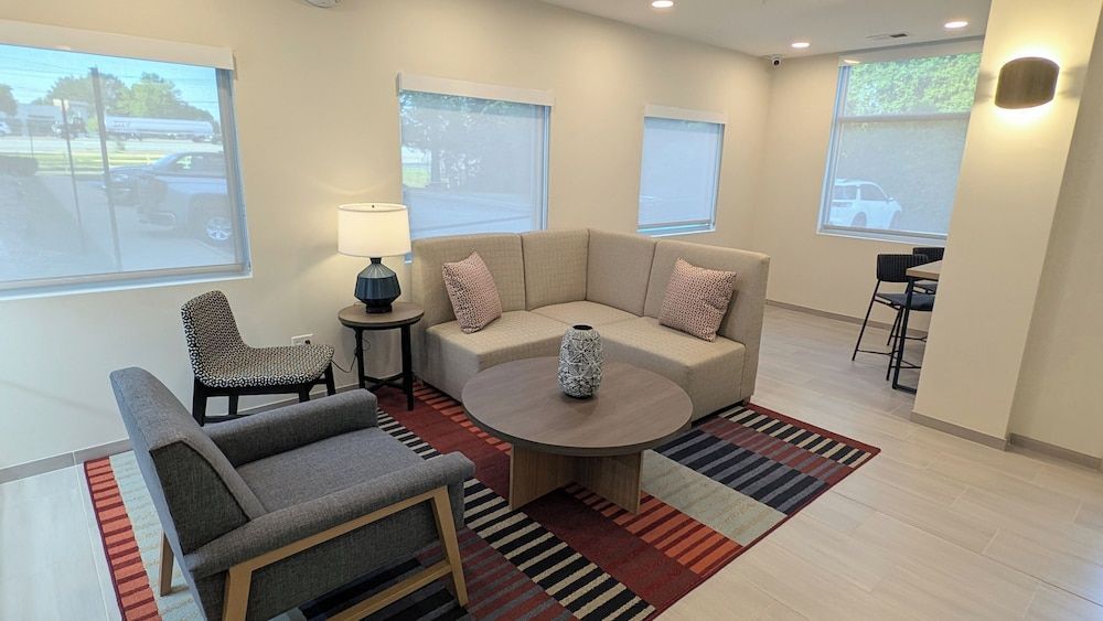 Garner Hotel Greenville East by IHG 1