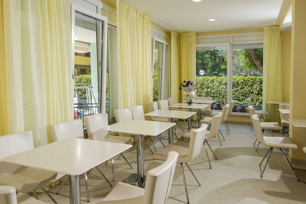 Bahamas Residence & Spa 2
