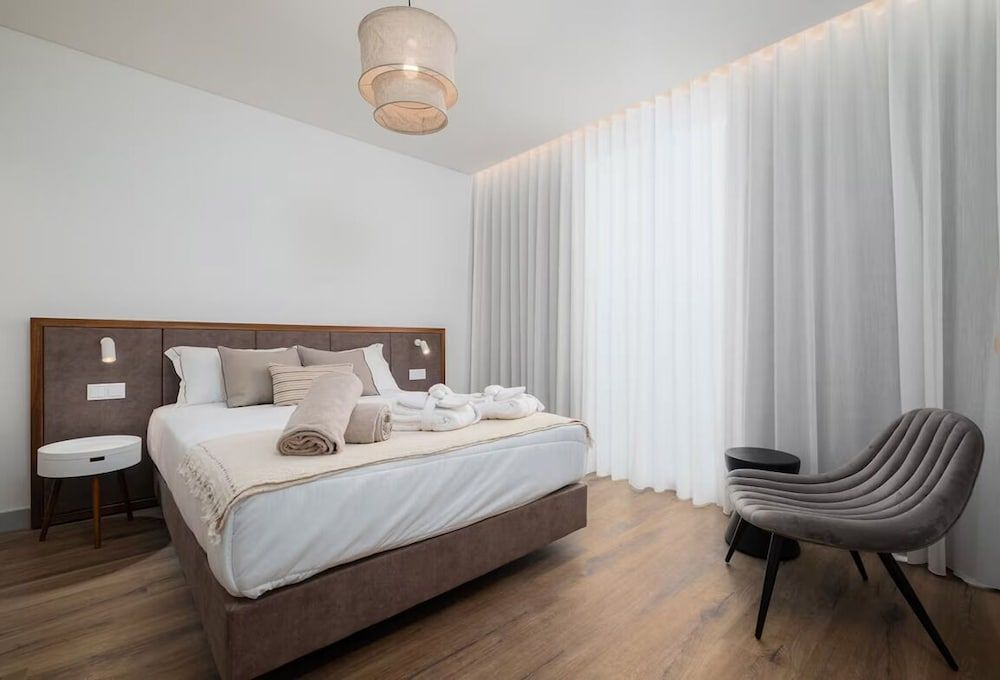 Mónaco Suites & Garden 1