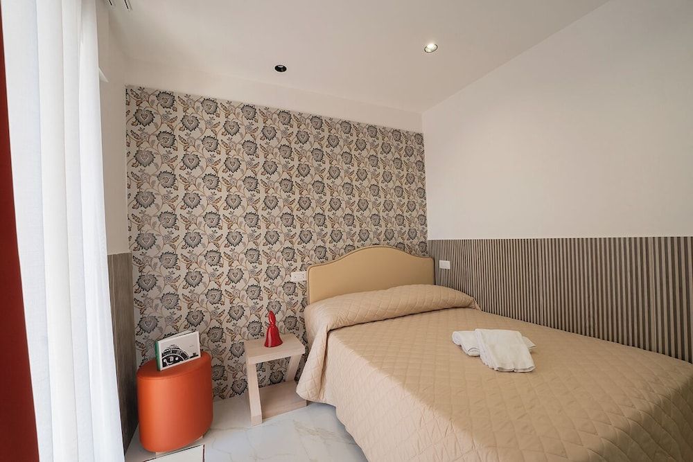 P.C. BOUTIQUE SEA VIEW NAPOLI CENTRO by ClaPa Group Dislocated Hospitality 2