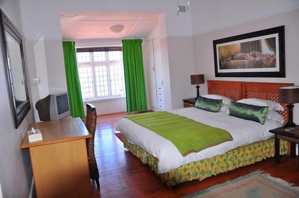 Admirals Rest Self-Catering House 2