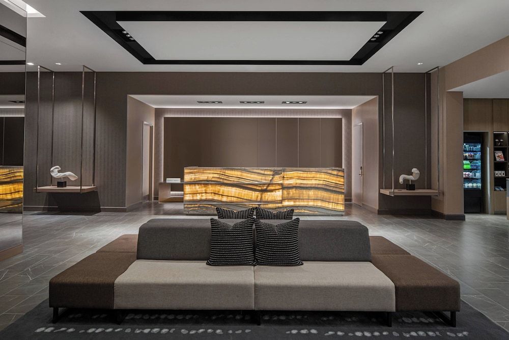 AC Hotel by Marriott Orlando Downtown - Stay, Sip & Experience Downtown Orlando 2