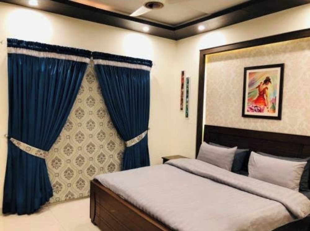 Pearl Galaxy Family Guest House 1