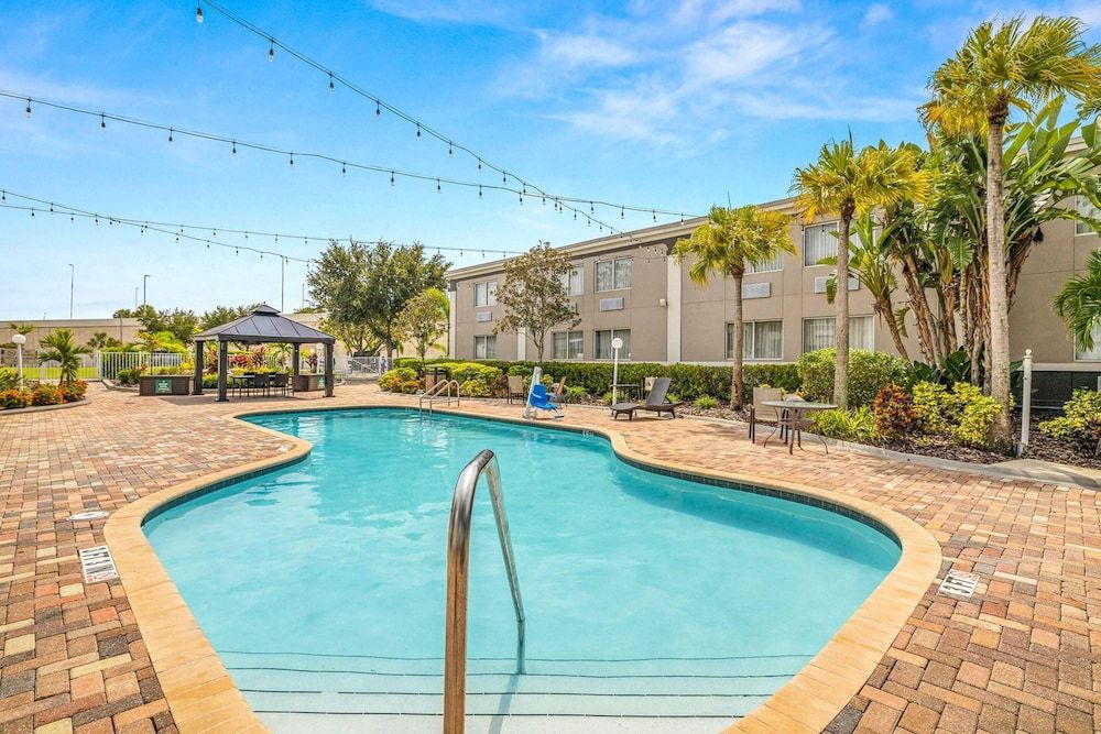 Quality Inn & Suites Tampa near Fairgrounds and Casino 1