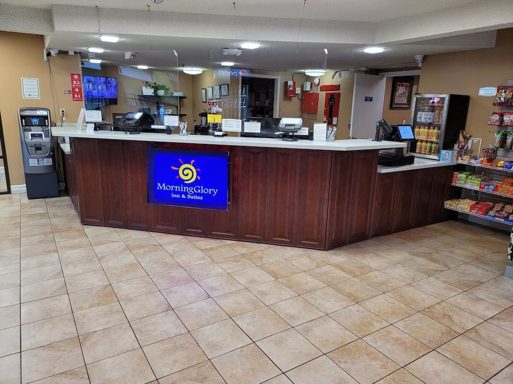 MorningGlory Inn & Suites 2