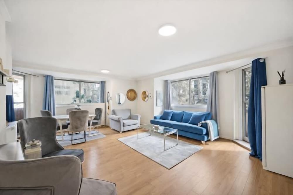 Sherborne Court 1