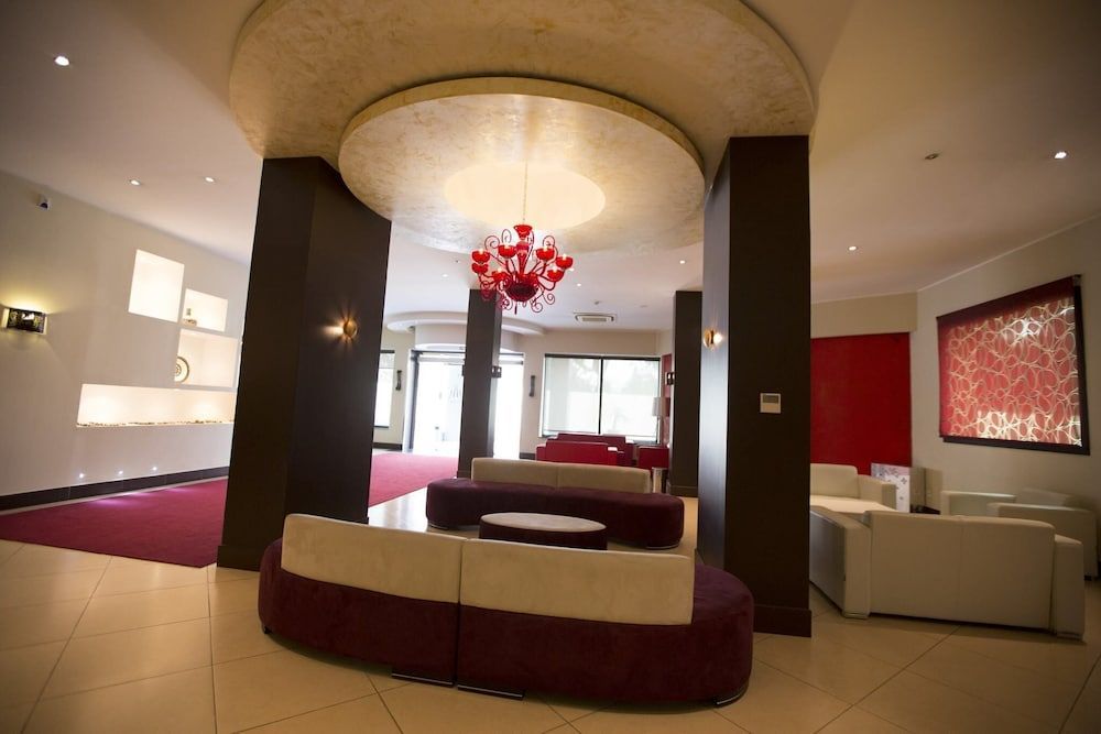 Hotel Jardy - Aéroport 2