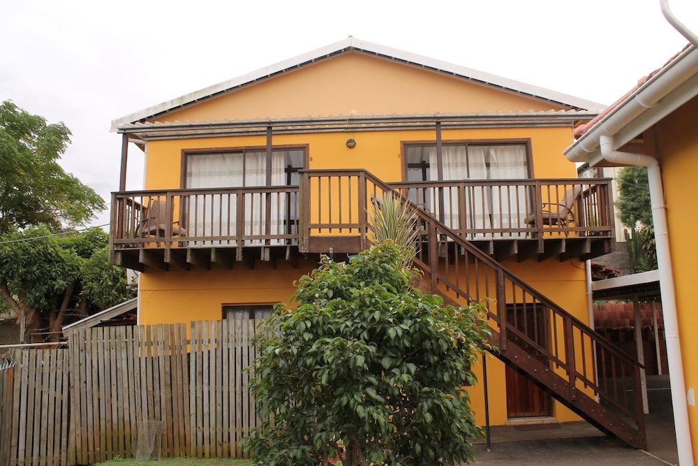 Flintstones Guest House Durban 2