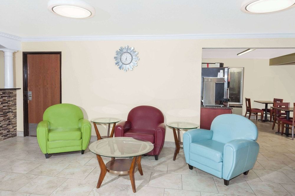 Days Inn by Wyndham Springfield 1