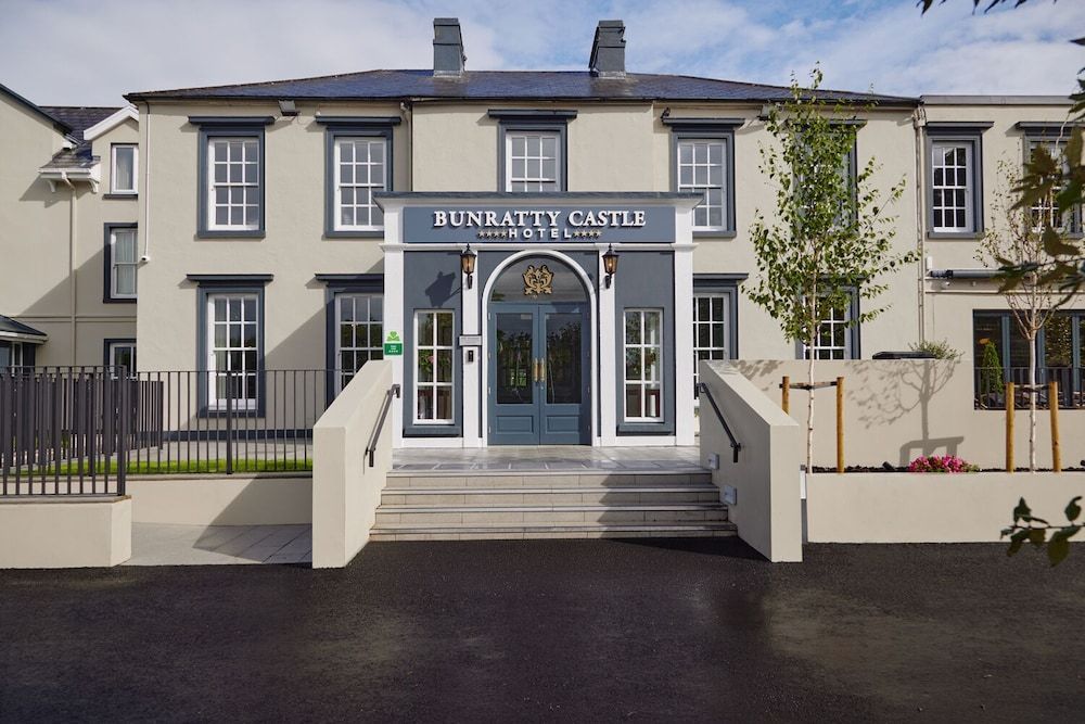 Bunratty Castle Hotel & Leisure Club, BW Premier Collection 1
