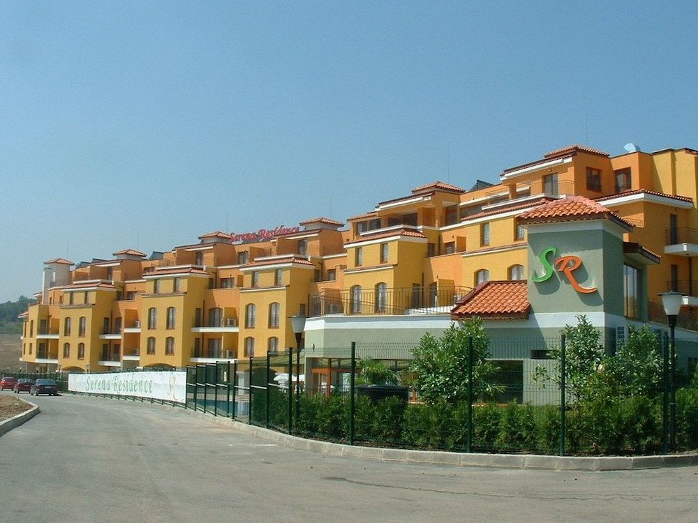 Serena Residence 1