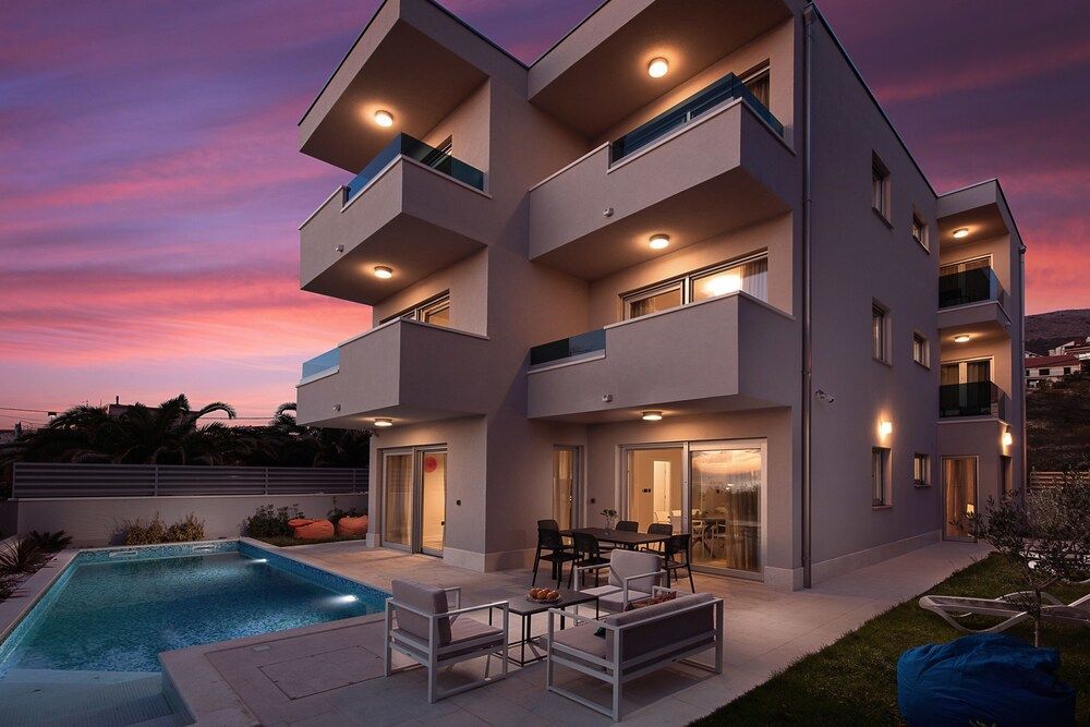 Luxury Villa Karla 1