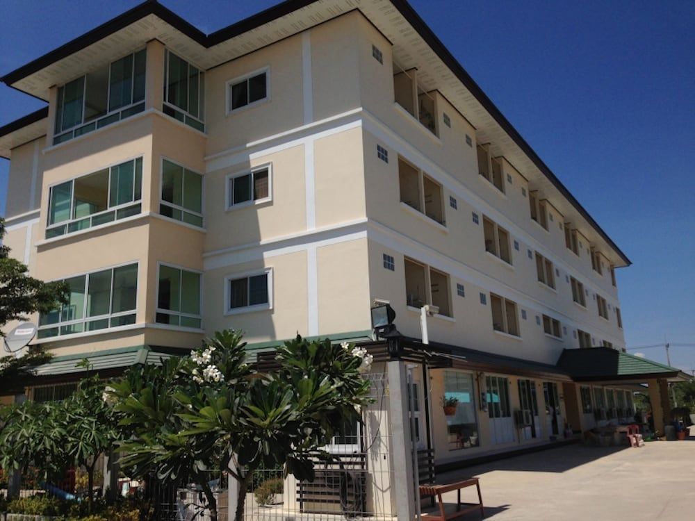 ST Apartment 1